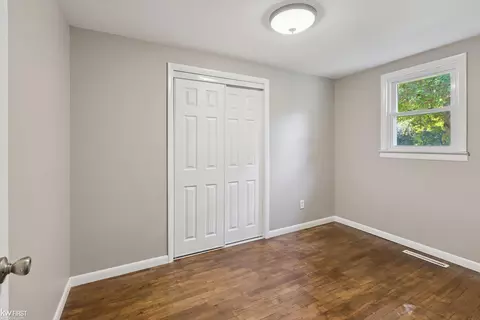 6374 Webb, Flint, MI 48506 photo 26