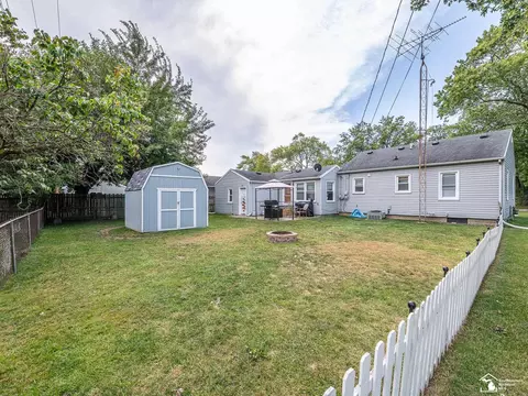 Exterior - 1664 Sunset, Monroe, MI 48162 photo 4 of 10