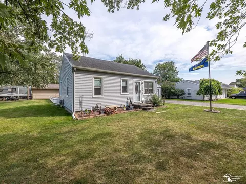 Exterior - 1664 Sunset, Monroe, MI 48162 photo 1 of 10