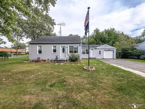 1664 Sunset, Monroe, MI 48162