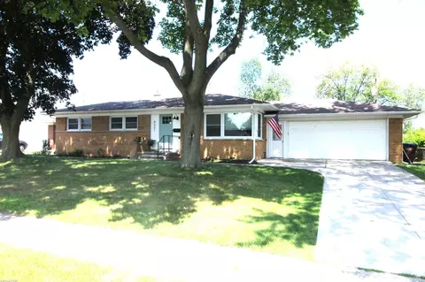 8601 Timberline, Shelby Township, MI 48316