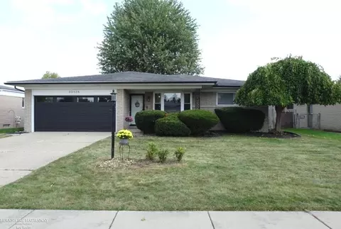 33138 Somerset, Sterling Heights, MI 48312