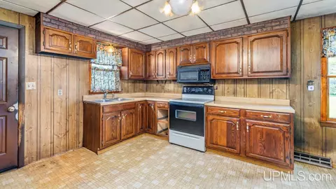 4047 D, Bark River, MI 49807 photo 8