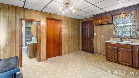 4047 D, Bark River, MI 49807 photo 11