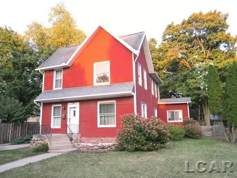 209 Oak St, Hudson, MI 49247