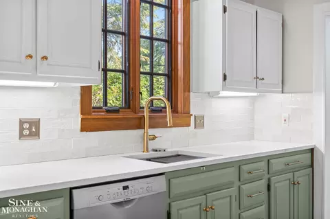 Kitchen - 502 Pemberton, Grosse Pointe, MI 48230 photo 6 of 7