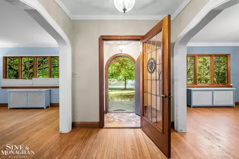 Entry Way - 502 Pemberton, Grosse Pointe, MI 48230 photo 3 of 12
