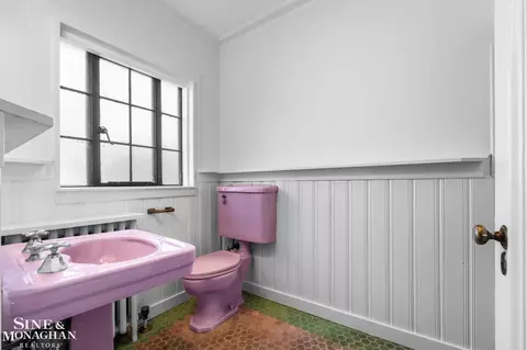 Bath - 502 Pemberton, Grosse Pointe, MI 48230 photo 3 of 6