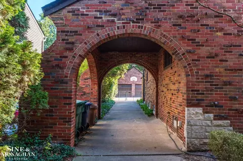 Entry Way - 502 Pemberton, Grosse Pointe, MI 48230 photo 12 of 12