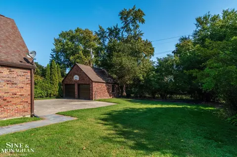 Exterior - 502 Pemberton, Grosse Pointe, MI 48230 photo 10 of 12