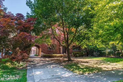 Exterior - 502 Pemberton, Grosse Pointe, MI 48230 photo 5 of 12