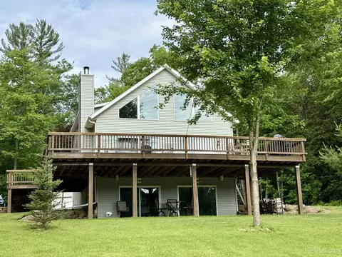 n17082 Roth Lane, Pembine, WI 54156