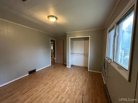 Bedroom - 6889 M95, Republic, MI 49879 photo 2 of 5