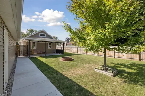 810 Grace, Owosso, MI 48867 photo 25