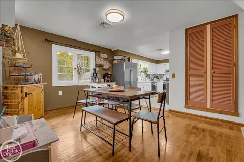 Dining - 10175 Spring Arbor, Spring Arbor, MI 49283 photo 2 of 3