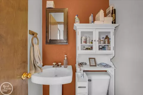 Bath - 10175 Spring Arbor, Spring Arbor, MI 49283 photo 6 of 7