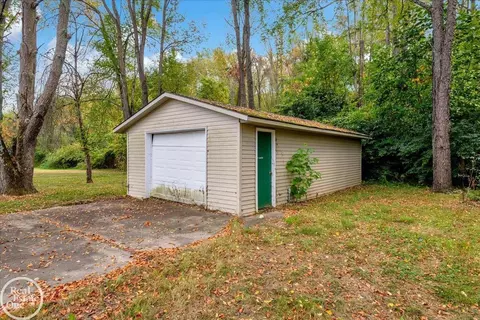 Exterior - 10175 Spring Arbor, Spring Arbor, MI 49283 photo 3 of 14