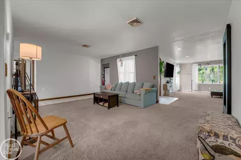 Living - 10175 Spring Arbor, Spring Arbor, MI 49283 photo 3 of 3