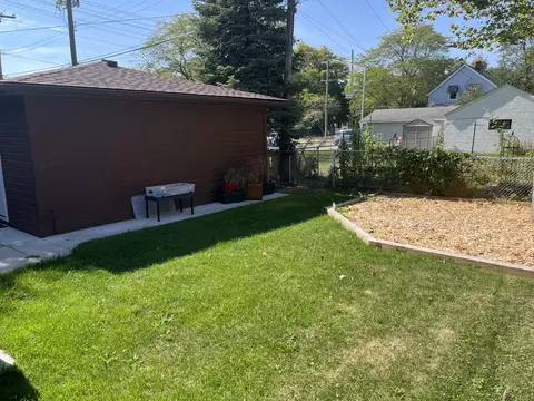 Exterior - 795 Grosse Pointe, Grosse Pointe, MI 48230 photo 3 of 12