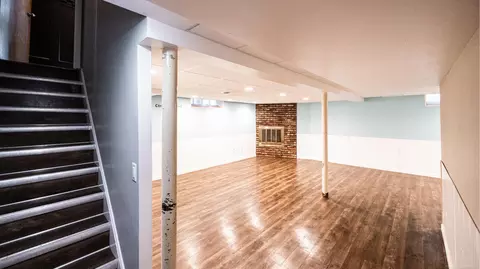 Living - 795 Grosse Pointe, Grosse Pointe, MI 48230 photo 3 of 4