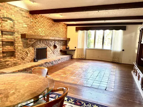 Living - 1131 Audubon, Grosse Pointe Park, MI 48230 photo 2 of 5