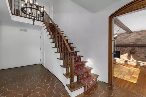 Entry Way - 1131 Audubon, Grosse Pointe Park, MI 48230 photo 4 of 7