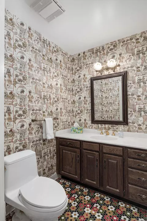 Bath - 1131 Audubon, Grosse Pointe Park, MI 48230 photo 1 of 6