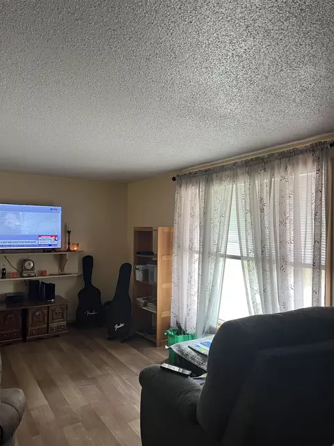 Living - 2191 Pine Cres, Farwell, MI 48622 photo 2 of 2