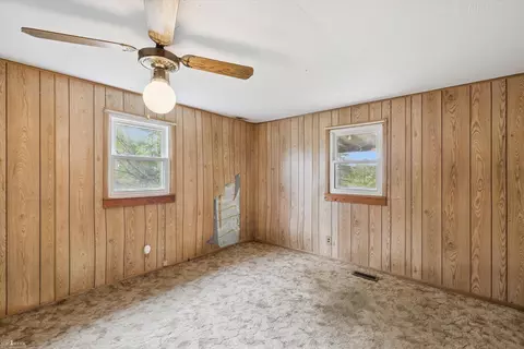 Bedroom - 3487 E Wildermuth, Owosso, MI 48867 photo 1 of 6