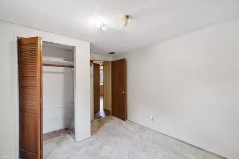 Bedroom - 3487 E Wildermuth, Owosso, MI 48867 photo 6 of 6