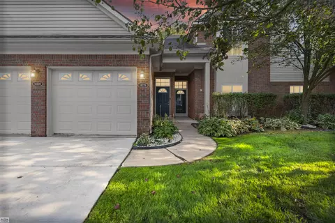14226 Shadywood, Sterling Heights, MI 48312