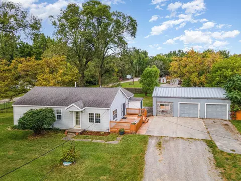 3187 S Huron, Bay City, MI 48706