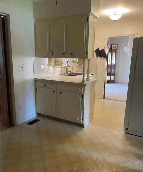 Kitchen - 5345 Birchtree, Flint, MI 48532 photo 2 of 2