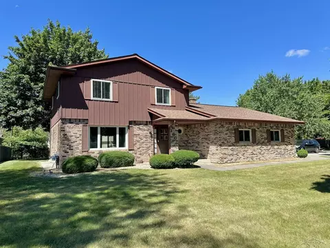 1607 Cranbrook, Saginaw, MI 48638