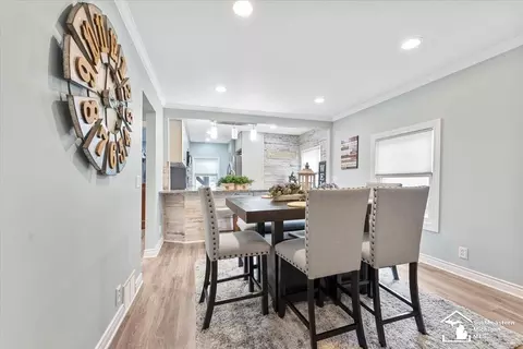 Dining - 18747 Riverview, Riverview, MI 48193 photo 1 of 3