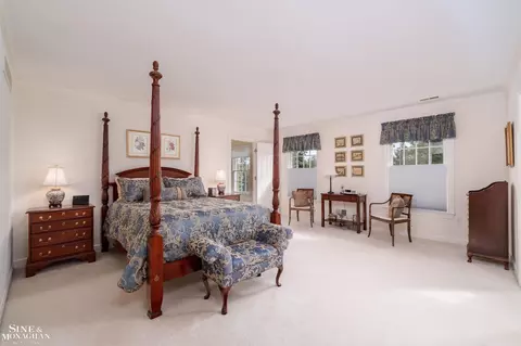 Bedroom - 825 Bishop, Grosse Pointe, MI 48230 photo 1 of 6