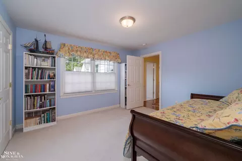 Bedroom - 825 Bishop, Grosse Pointe, MI 48230 photo 4 of 6
