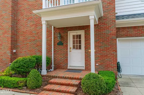 Exterior - 825 Bishop, Grosse Pointe, MI 48230 photo 10 of 16