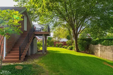 Exterior - 825 Bishop, Grosse Pointe, MI 48230 photo 9 of 16