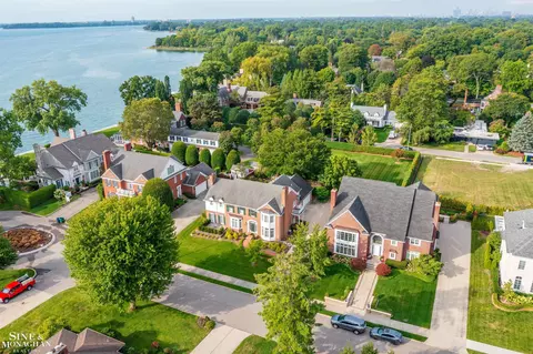 View/Area - 825 Bishop, Grosse Pointe, MI 48230 photo 1 of 4