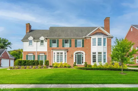 Exterior - 825 Bishop, Grosse Pointe, MI 48230 photo 14 of 16