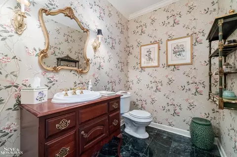 Bath - 825 Bishop, Grosse Pointe, MI 48230 photo 1 of 5
