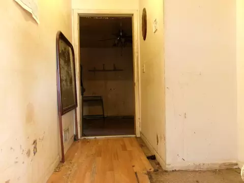 Entry Way - 3191 Pinehurst, Lake, MI 48632 photo 1 of 2