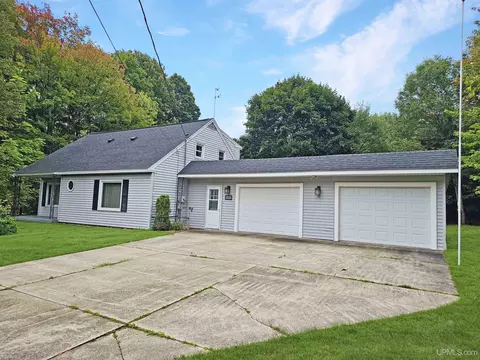 5219 1885, Gladstone, MI 49837