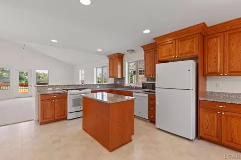 1017 Ridge Vw, Tecumseh, MI 49286 photo 8