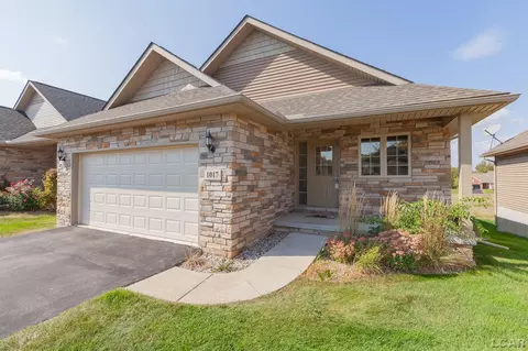 1017 Ridge Vw, Tecumseh, MI 49286