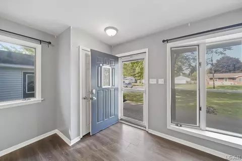 Entry Way - 2629 Renfrew, Jackson, MI 49201 photo 1 of 1