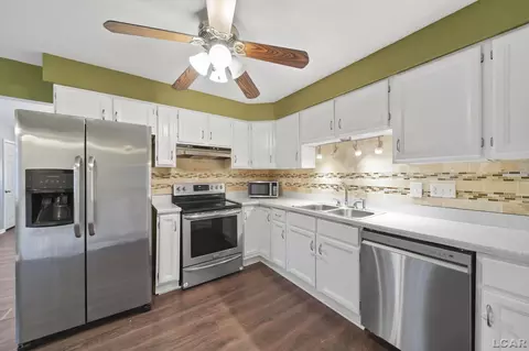Kitchen - 2629 Renfrew, Jackson, MI 49201 photo 2 of 2