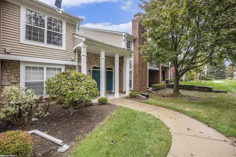 44856 Marigold, Sterling Heights, MI 48314