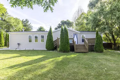 634 N Blacks Cors, Imlay City, MI 48444